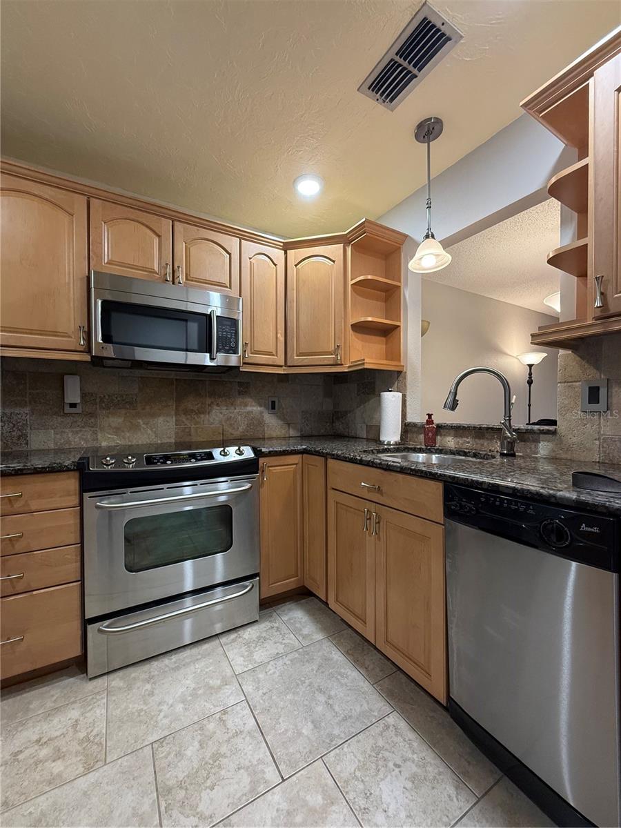 Image 6 of 45 For 2808 60th Avenue W 1505