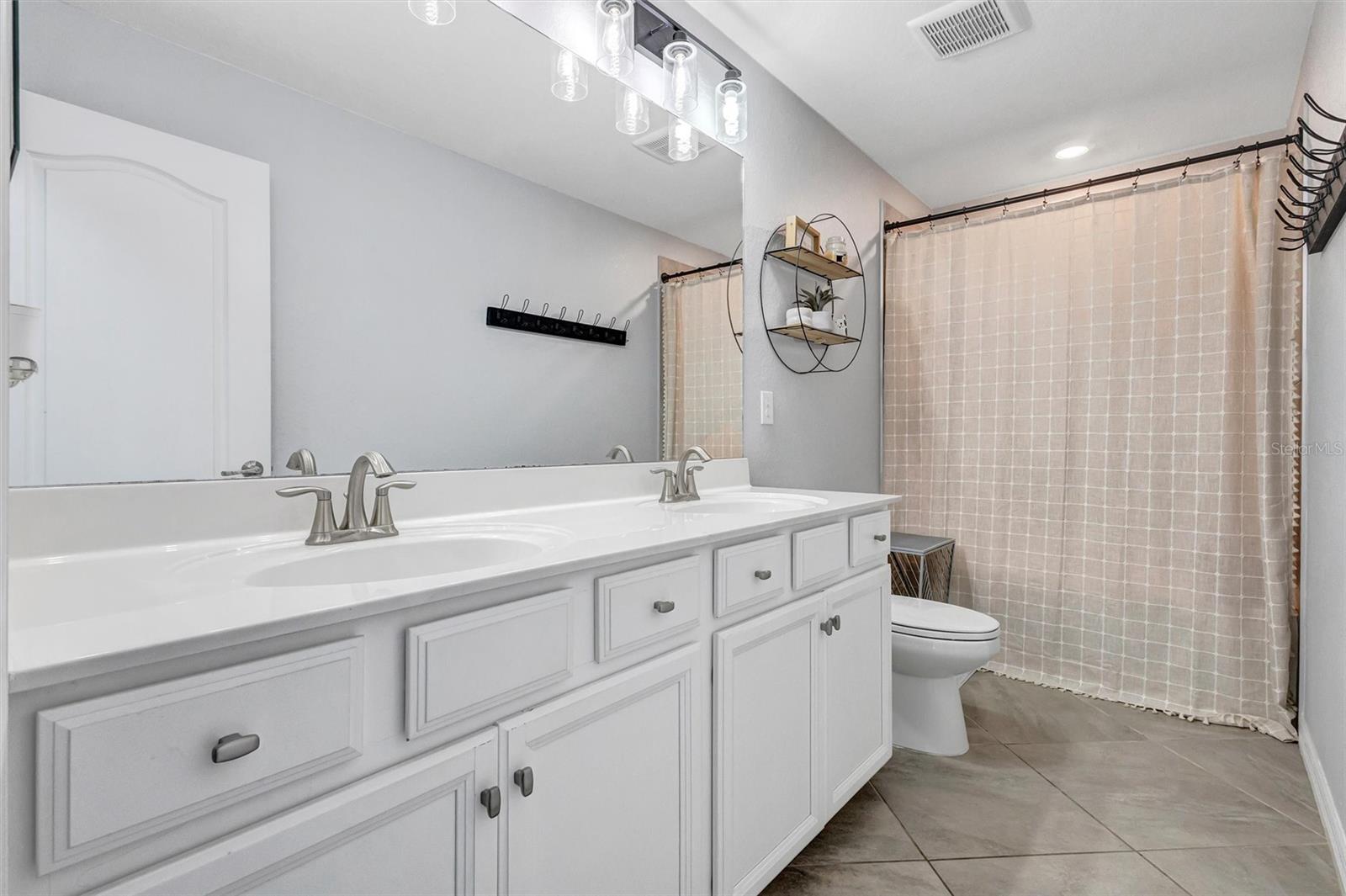 Image 45 of 93 For 17834 Polo Trail