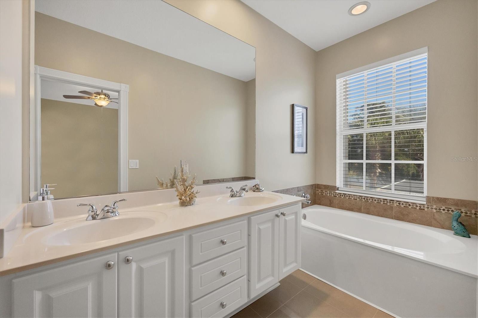 Image 14 of 60 For 7528 Andora Drive