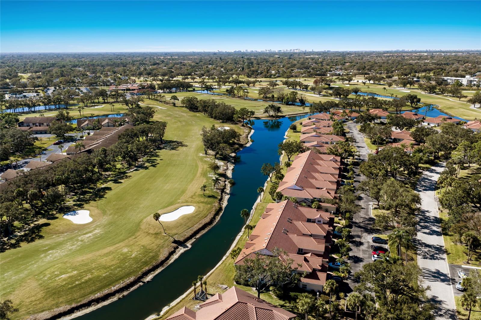 Image 24 of 40 For 5590 Golf Pointe Drive 5590