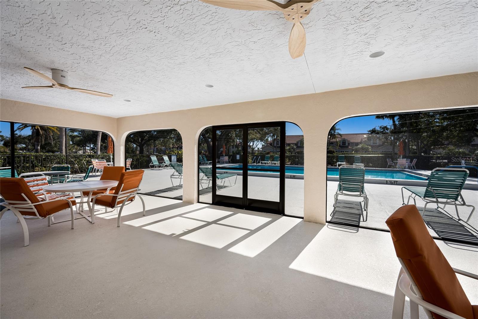 Image 38 of 40 For 5590 Golf Pointe Drive 5590