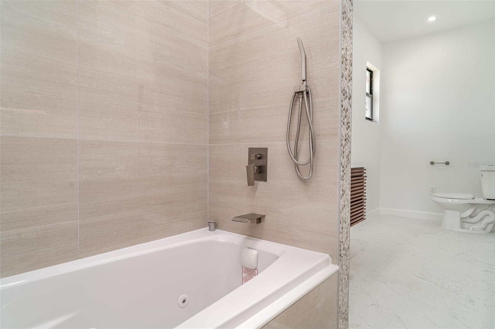 Image 13 of 29 For 2141 Cork Oak Street