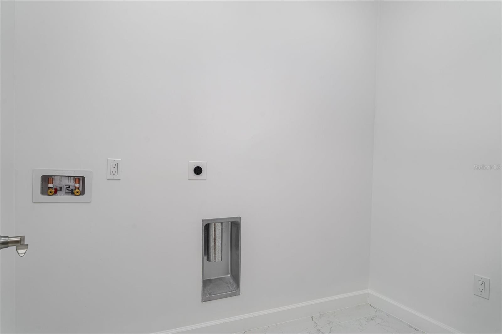 Image 26 of 29 For 2141 Cork Oak Street