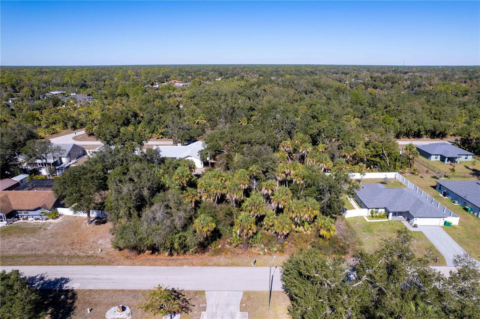 Image 11 of 21 For 16250 Banyan Avenue