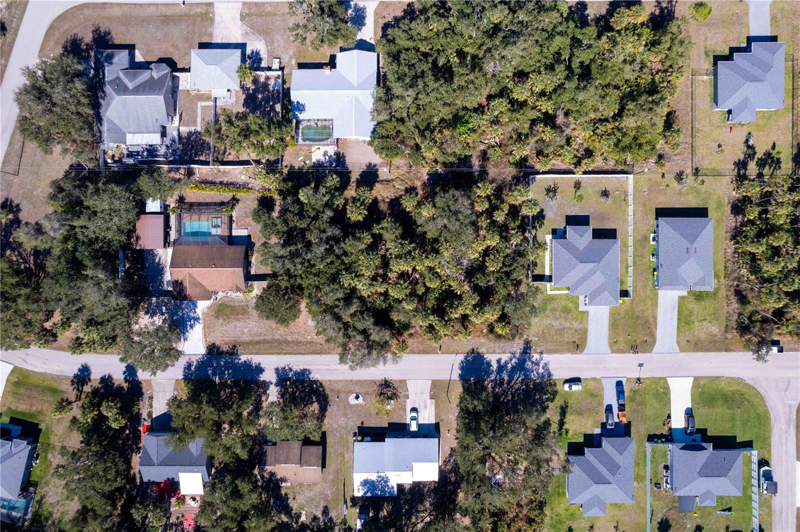 Image 4 of 21 For 16250 Banyan Avenue