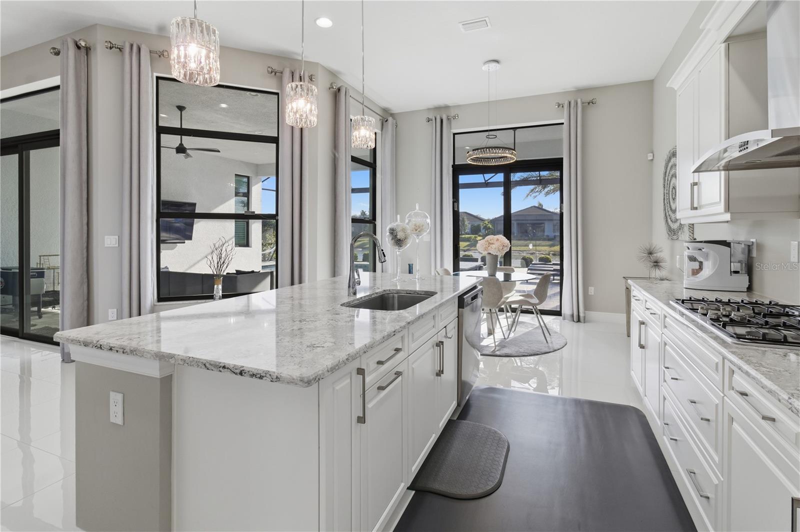 Image 17 of 53 For 4855 Pastel Court