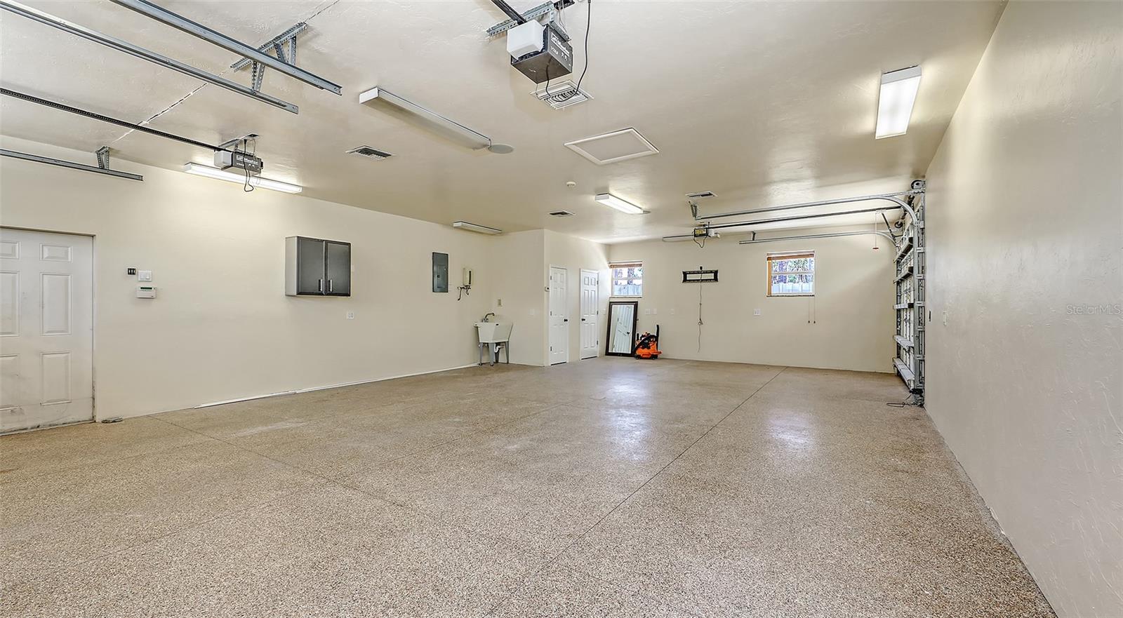 Image 25 of 51 For 1203 Lyric Lane