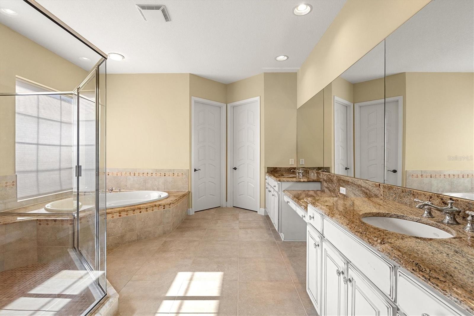 Image 19 of 52 For 7203 Chatsworth Court