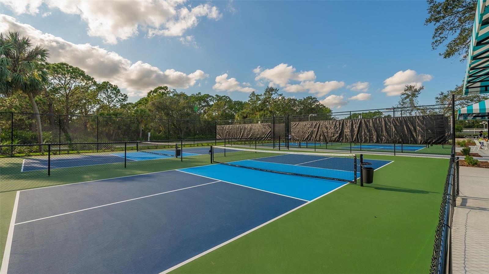 Image 38 of 52 For 7203 Chatsworth Court