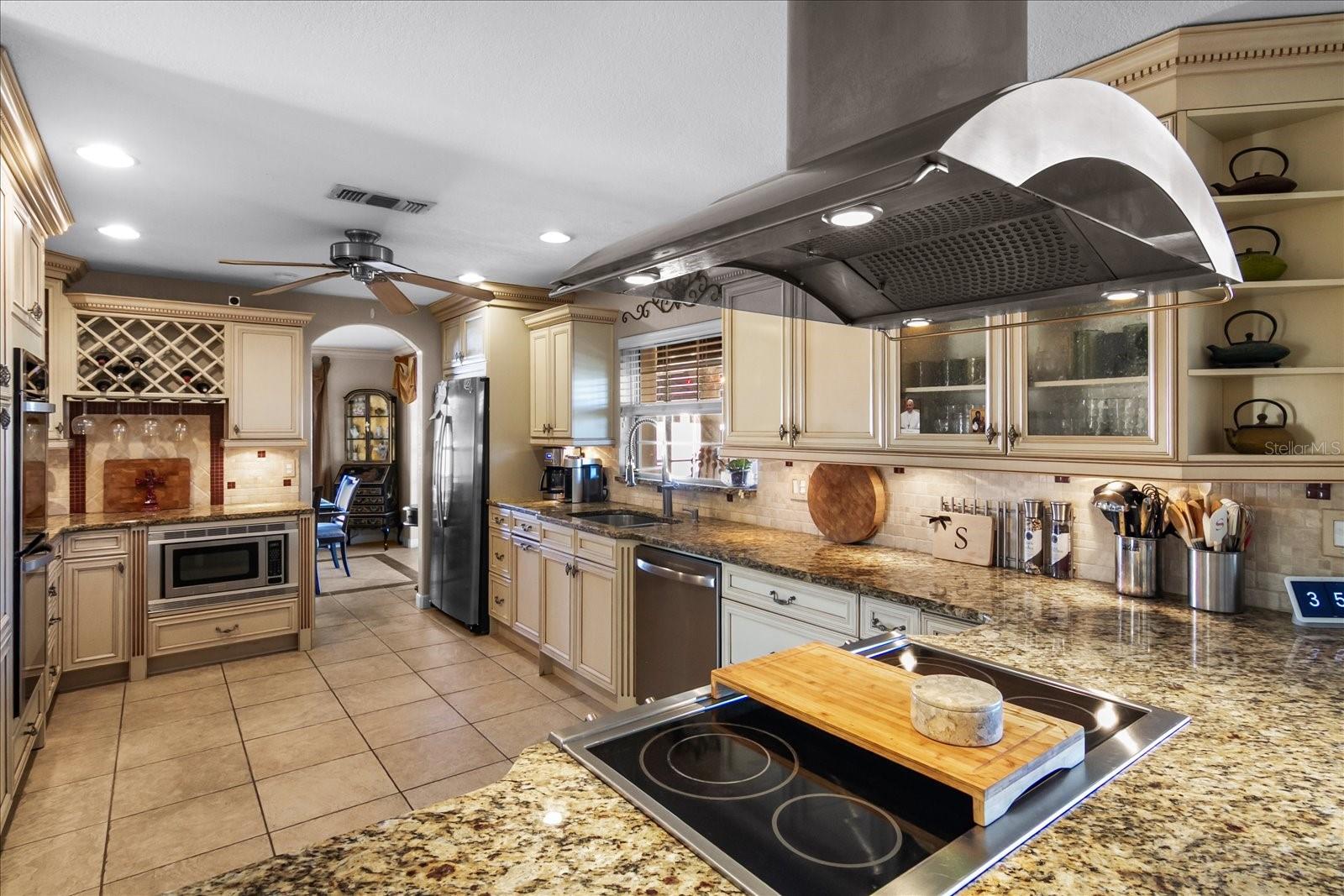 Image 20 of 68 For 5507 America Drive