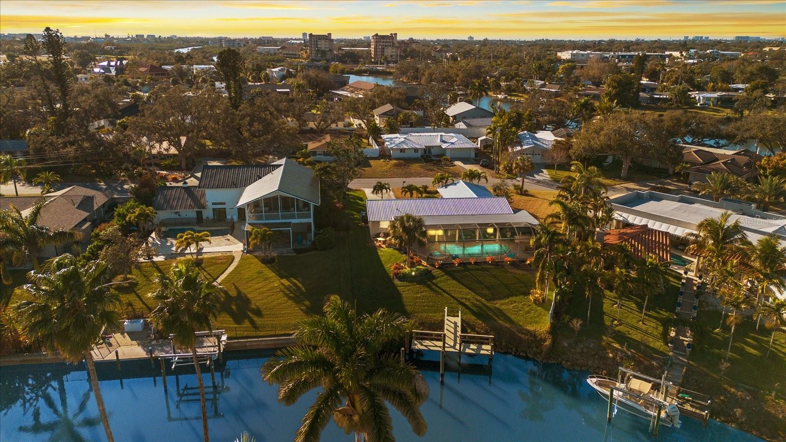 Image 3 of 68 For 5507 America Drive