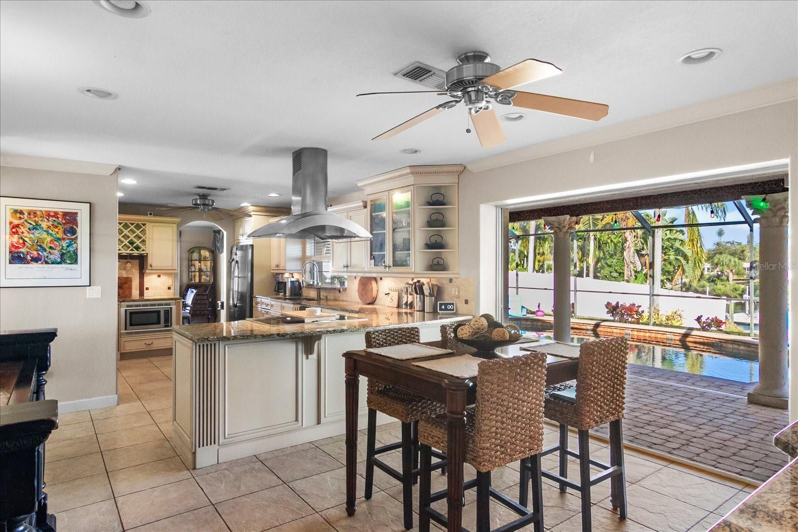 Image 4 of 68 For 5507 America Drive