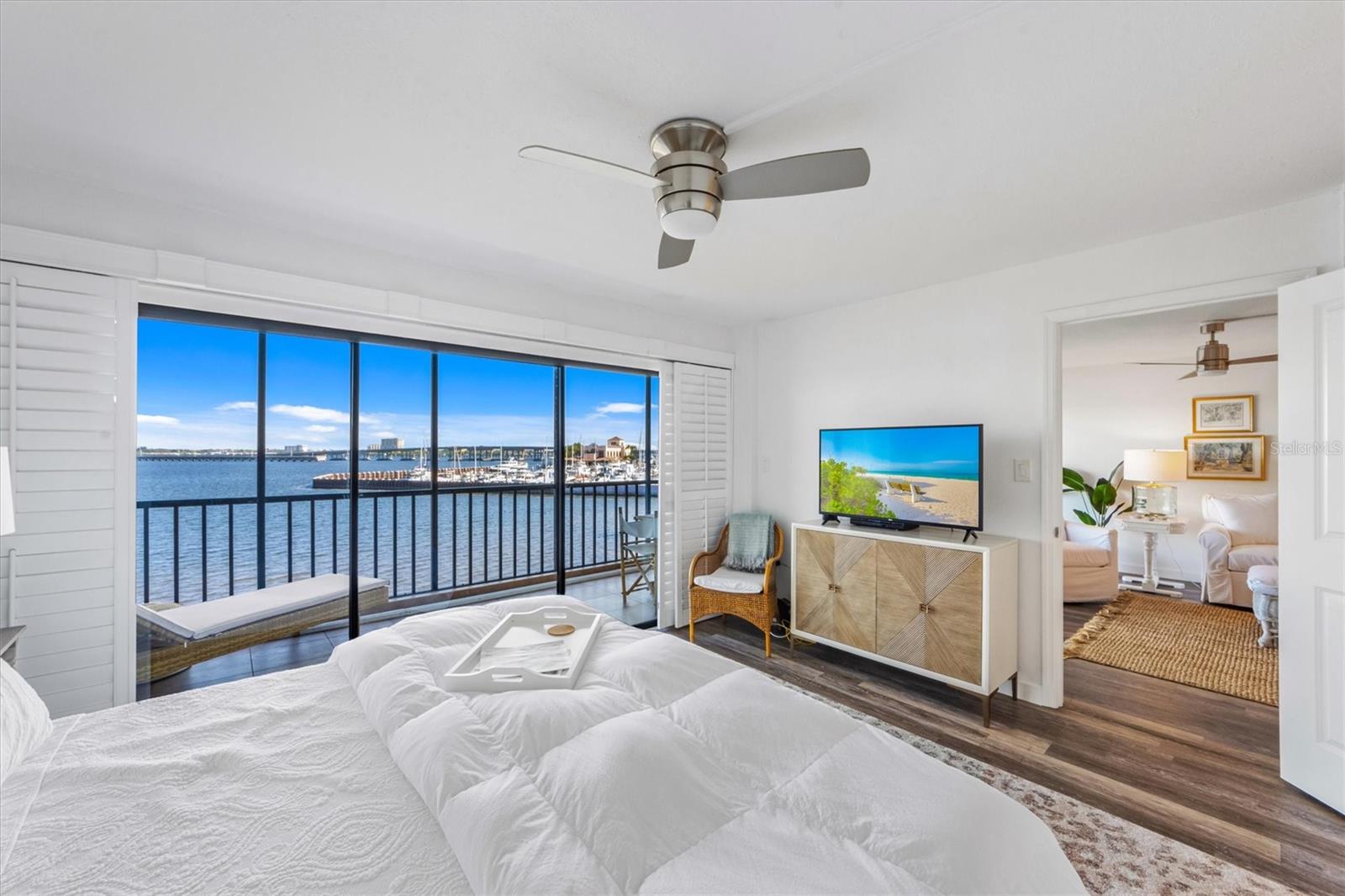 Image 17 of 25 For 1510 1st Avenue W 302