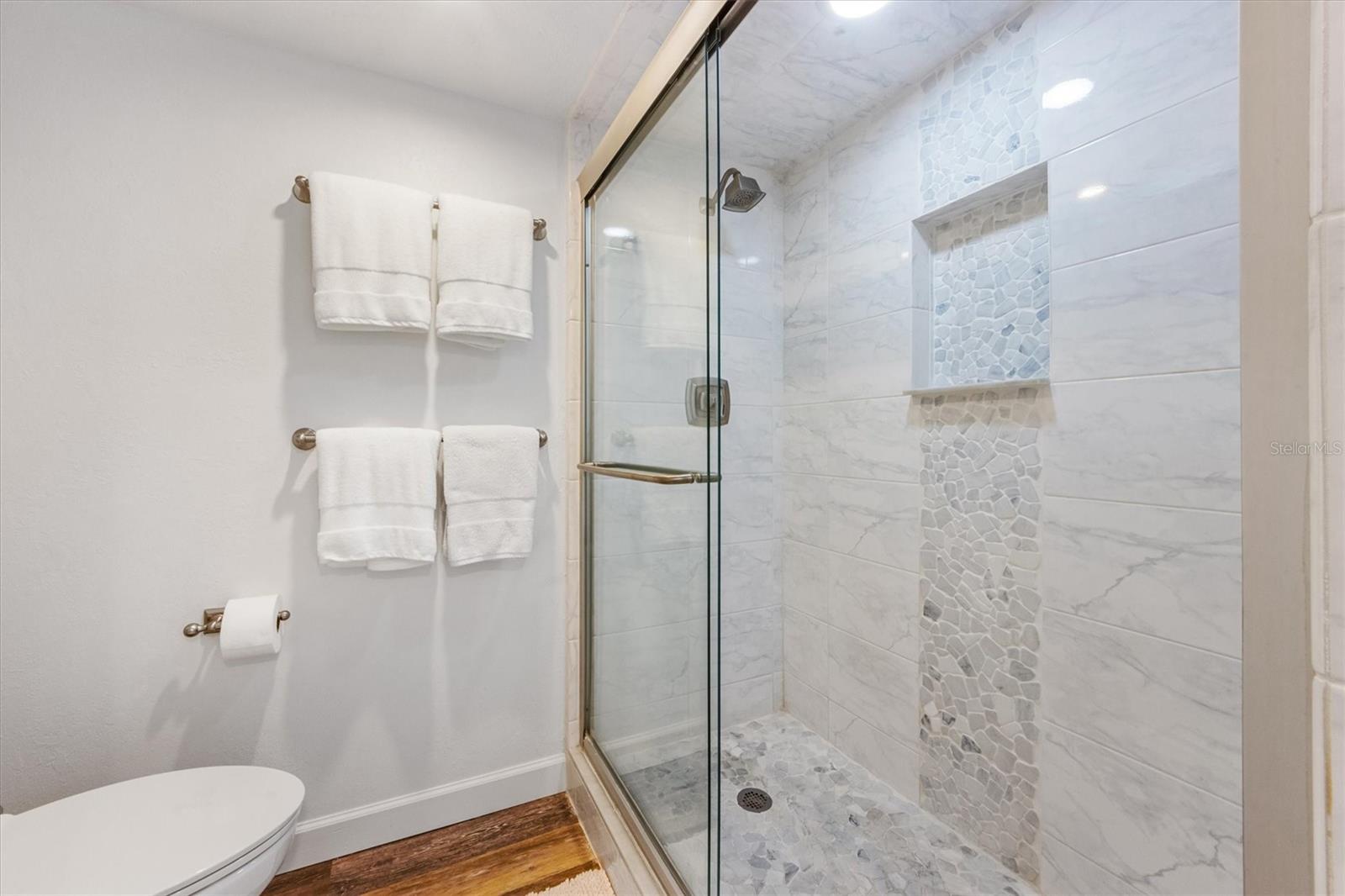 Image 19 of 25 For 1510 1st Avenue W 302