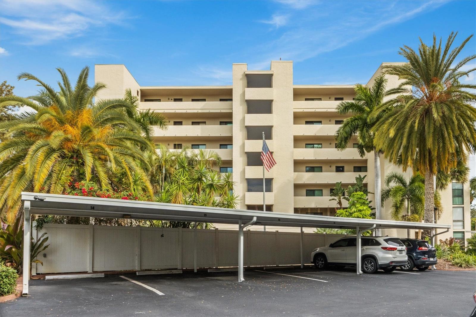 Image 2 of 25 For 1510 1st Avenue W 302