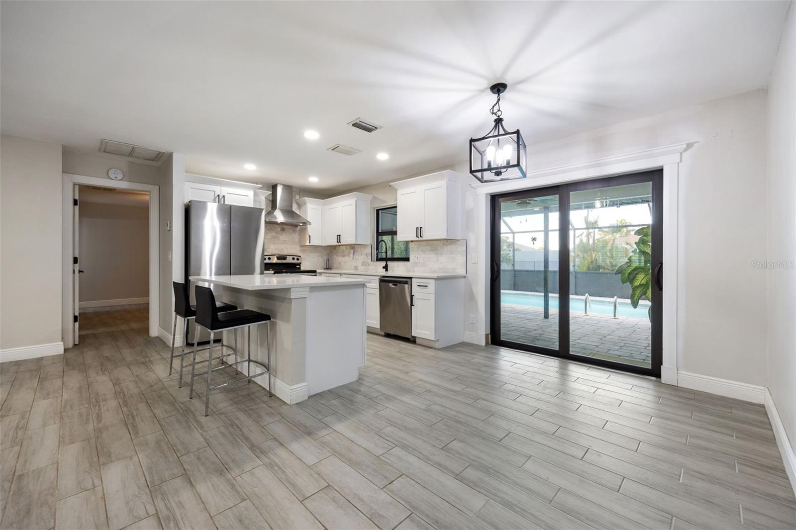 Image 16 of 52 For 1432 11th Street