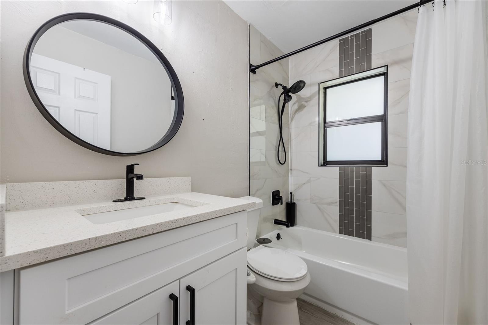 Image 23 of 52 For 1432 11th Street