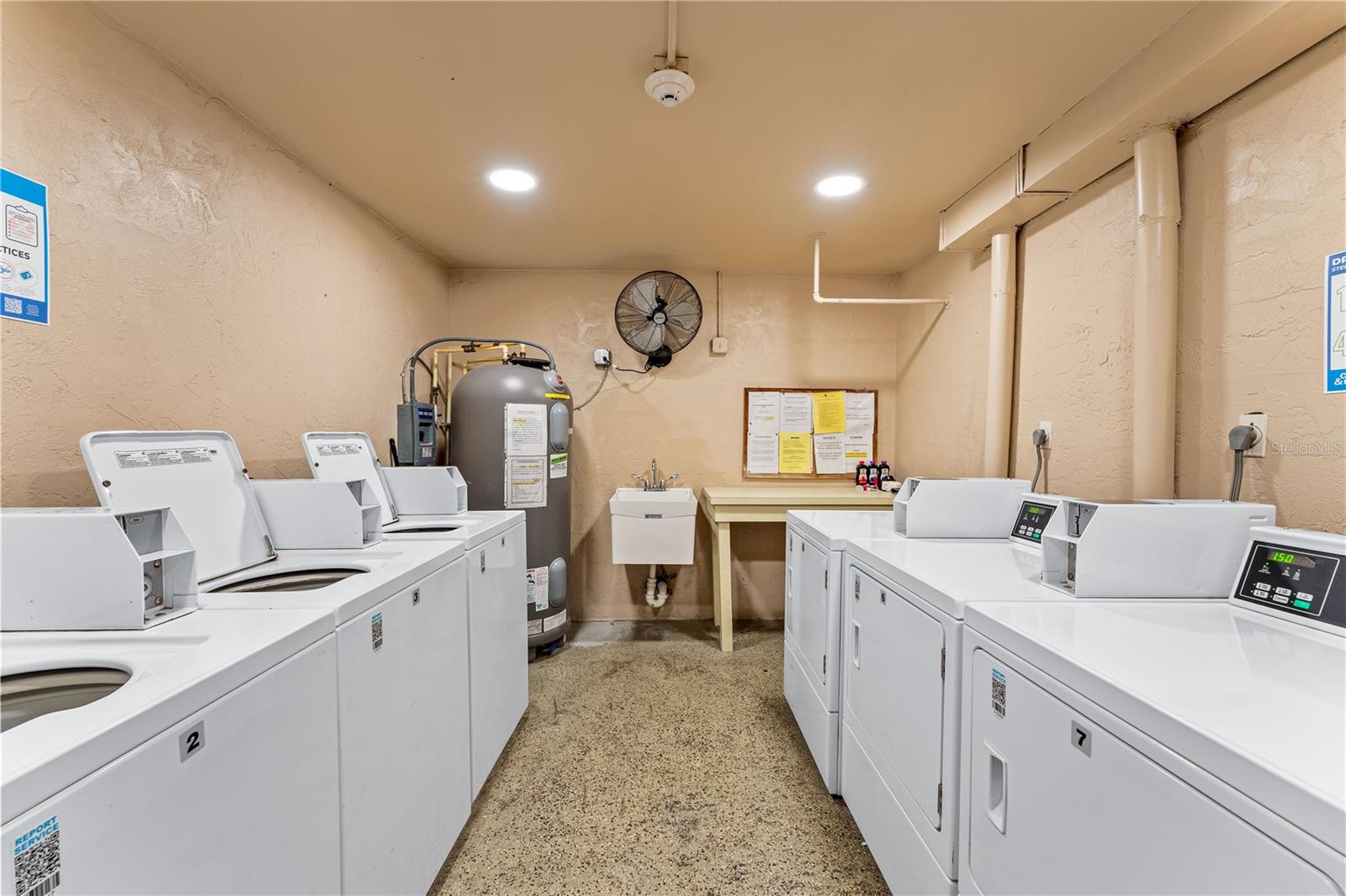 Image 25 of 35 For 3700 Osprey Avenue 112