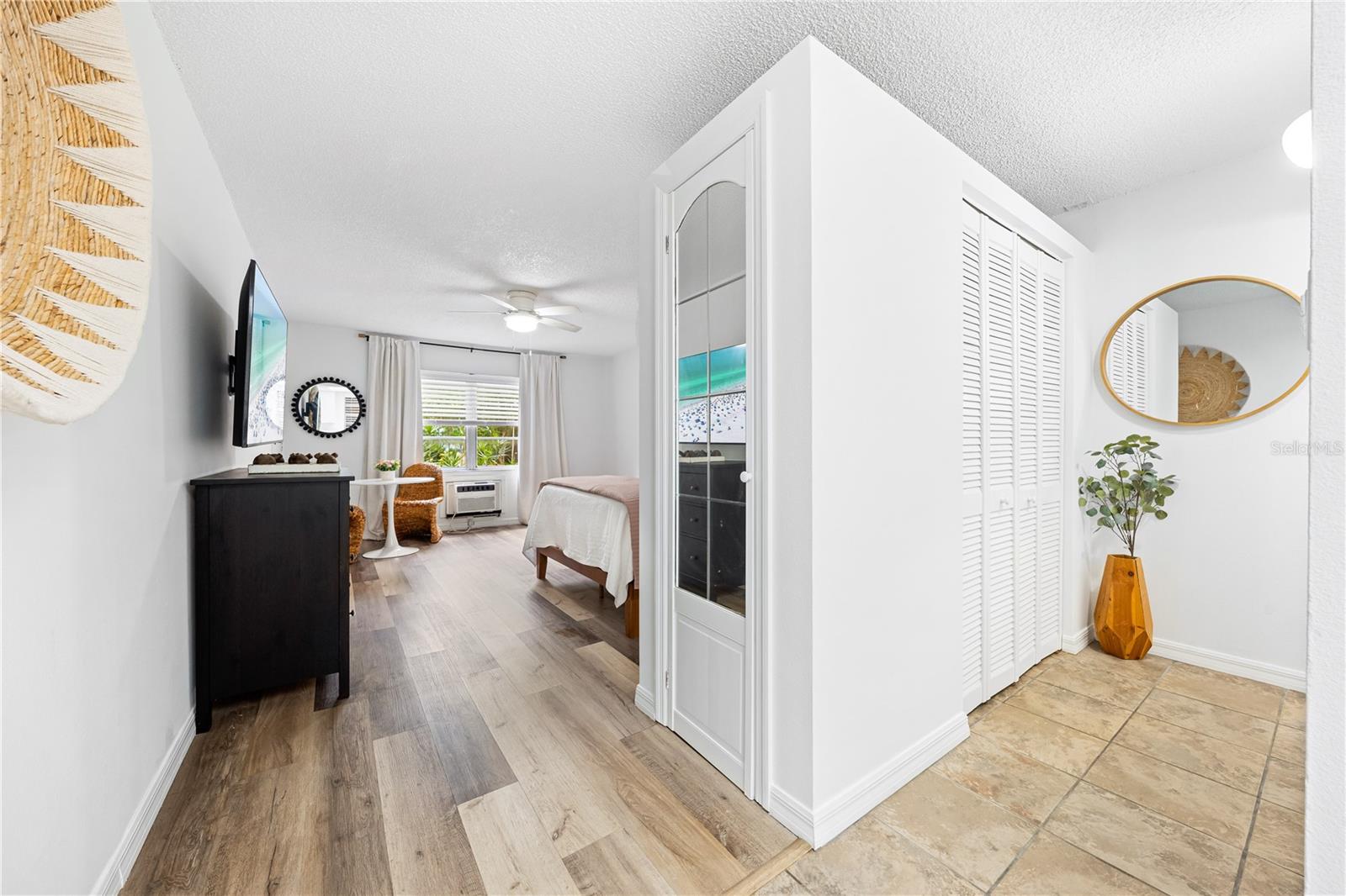 Image 6 of 35 For 3700 Osprey Avenue 112