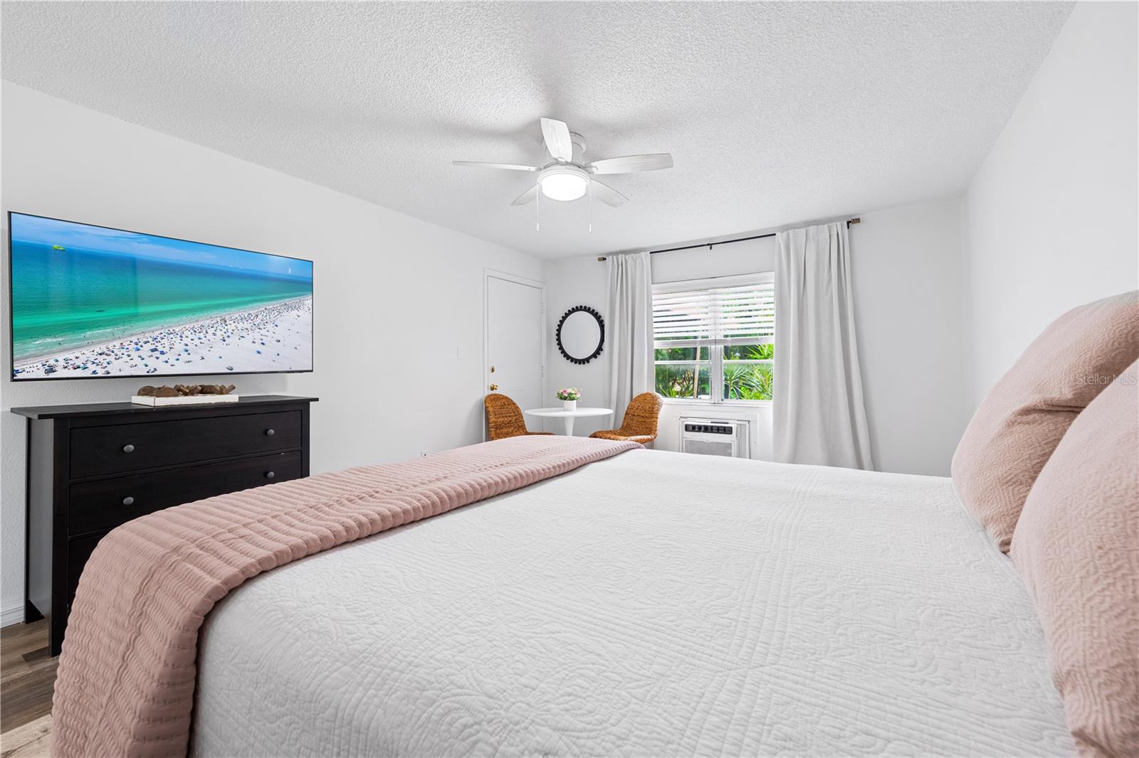 Image 9 of 35 For 3700 Osprey Avenue 112