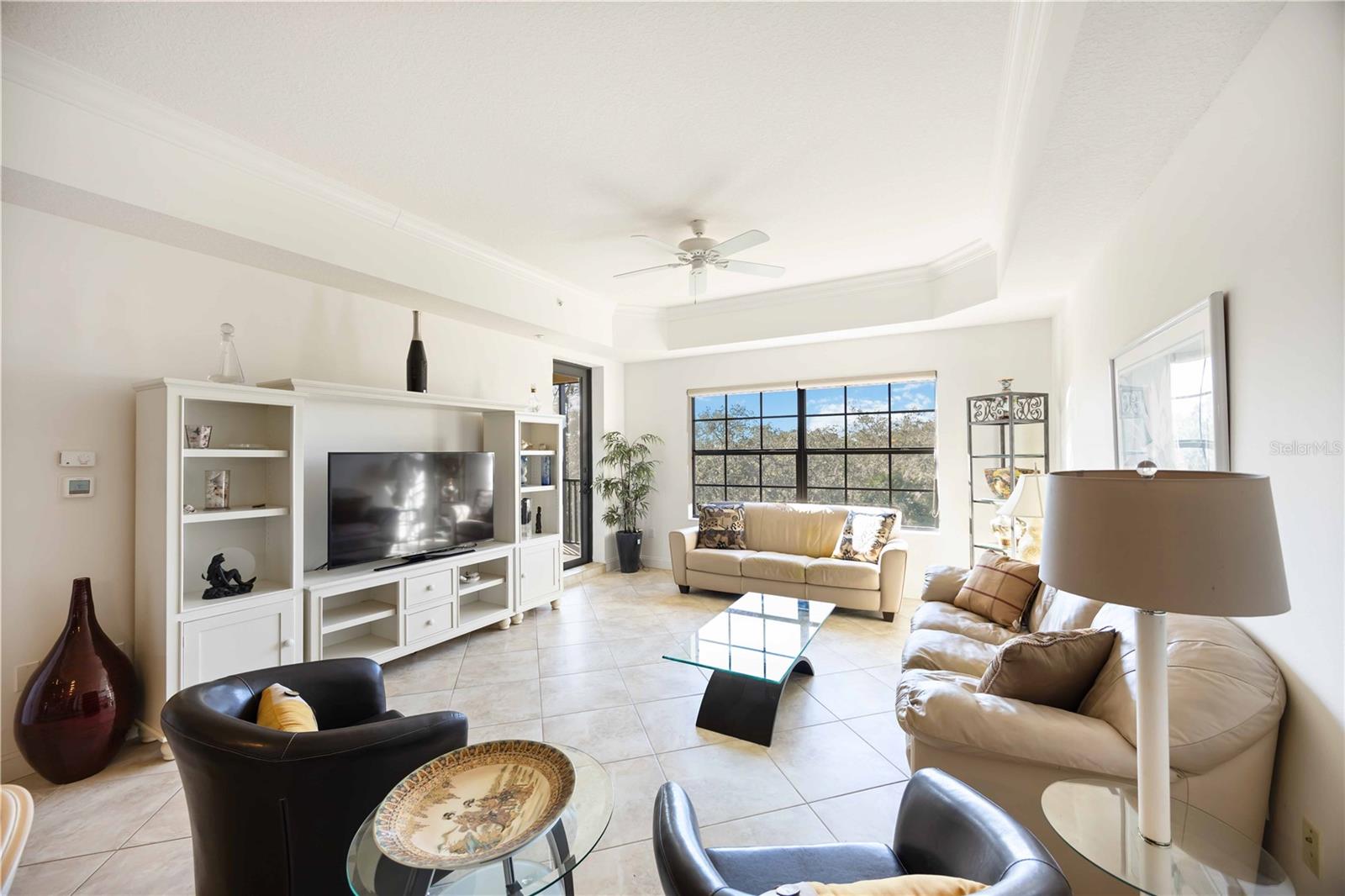 Image 14 of 64 For 7702 Lake Vista Court 305