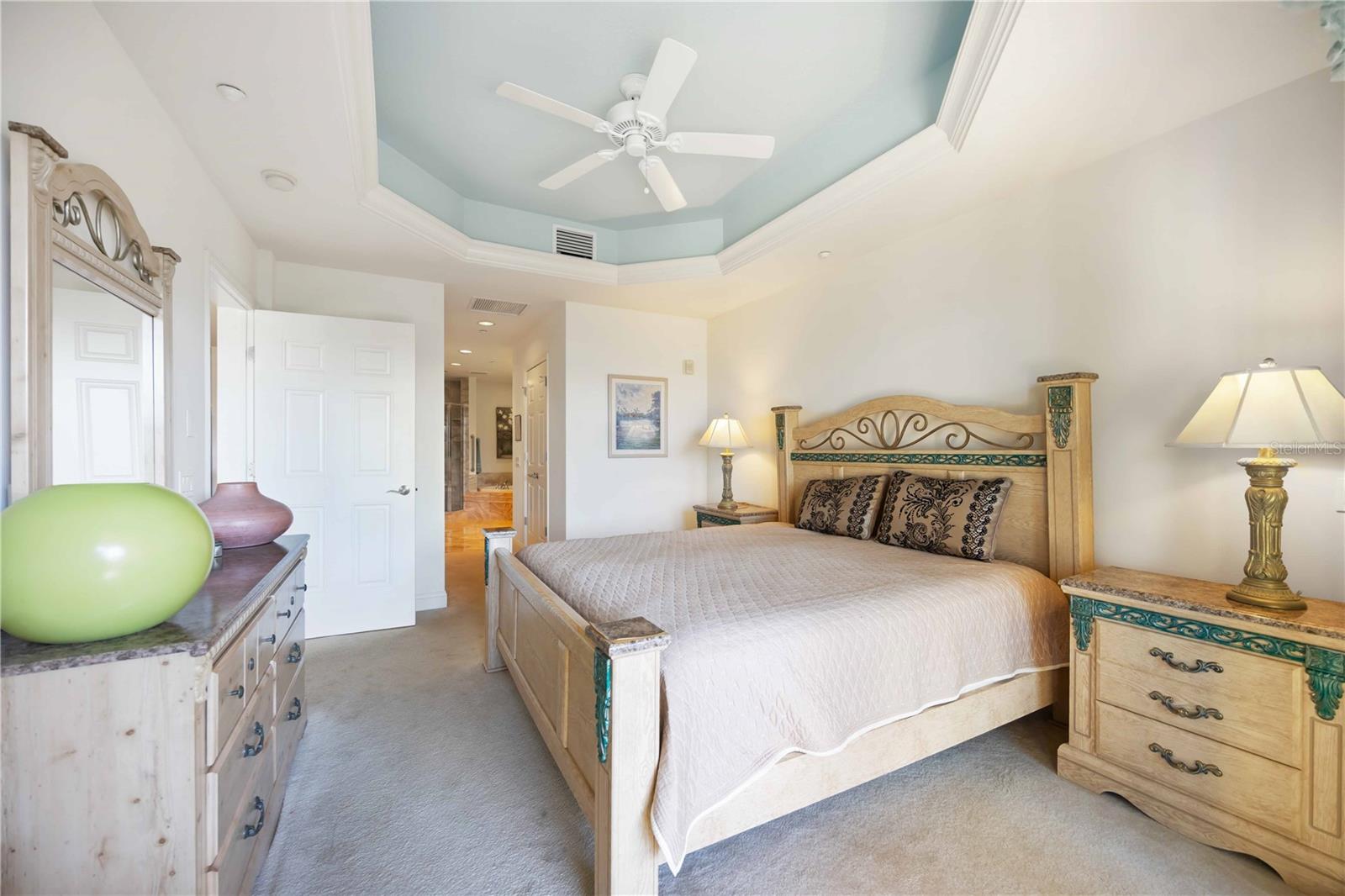 Image 19 of 64 For 7702 Lake Vista Court 305