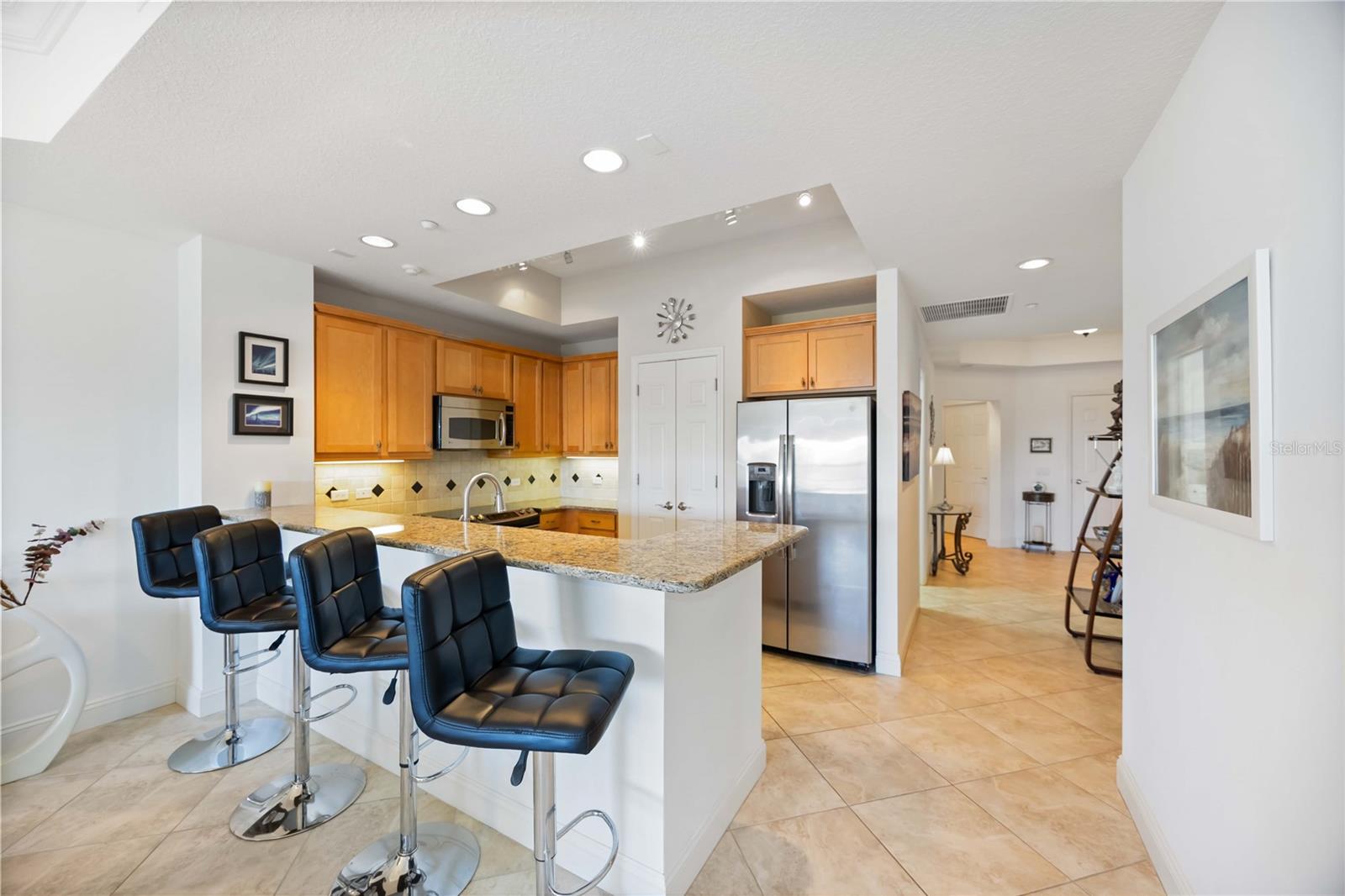 Image 7 of 64 For 7702 Lake Vista Court 305