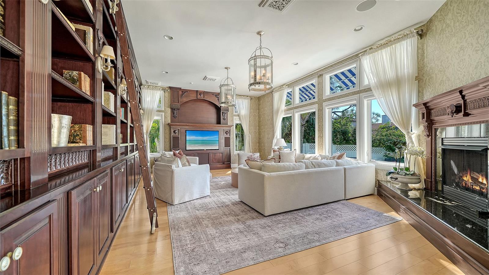 Image 17 of 88 For 4712 Higel Avenue