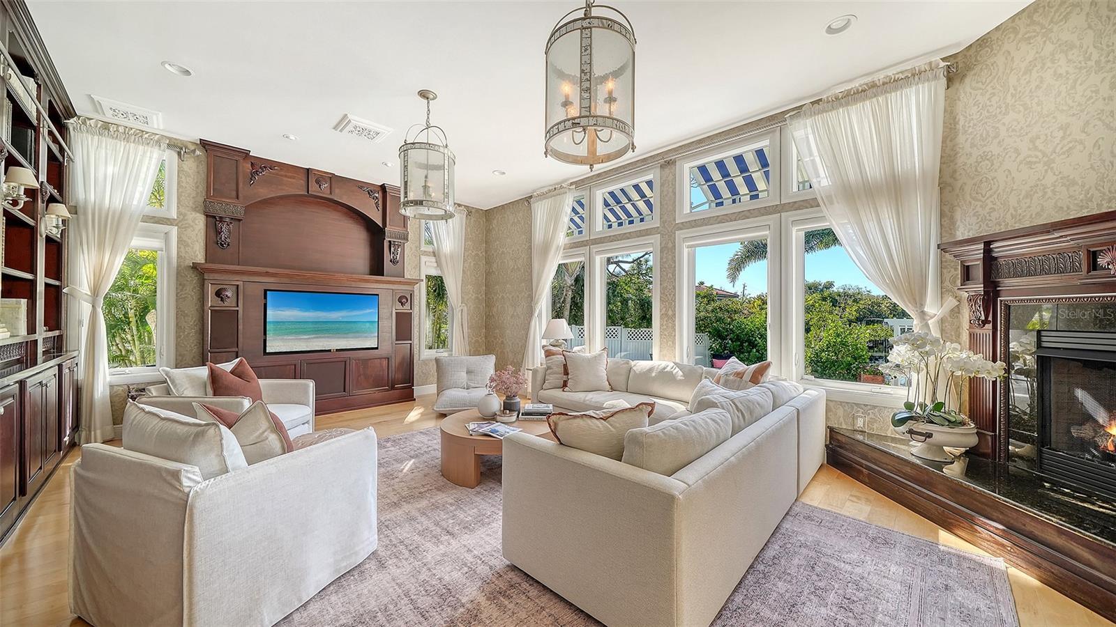 Image 18 of 88 For 4712 Higel Avenue