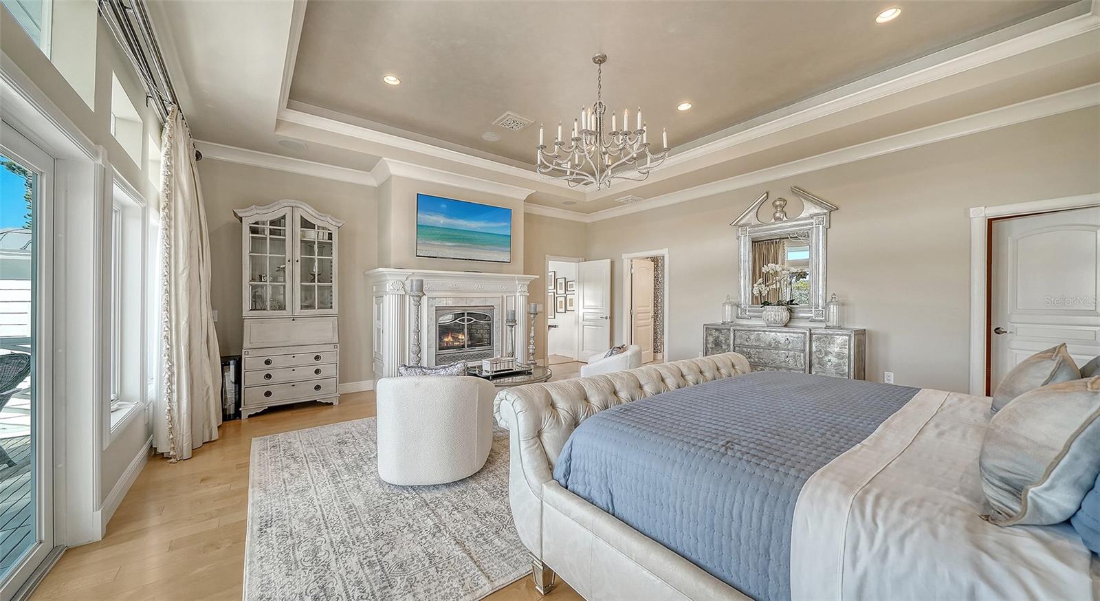 Image 40 of 88 For 4712 Higel Avenue