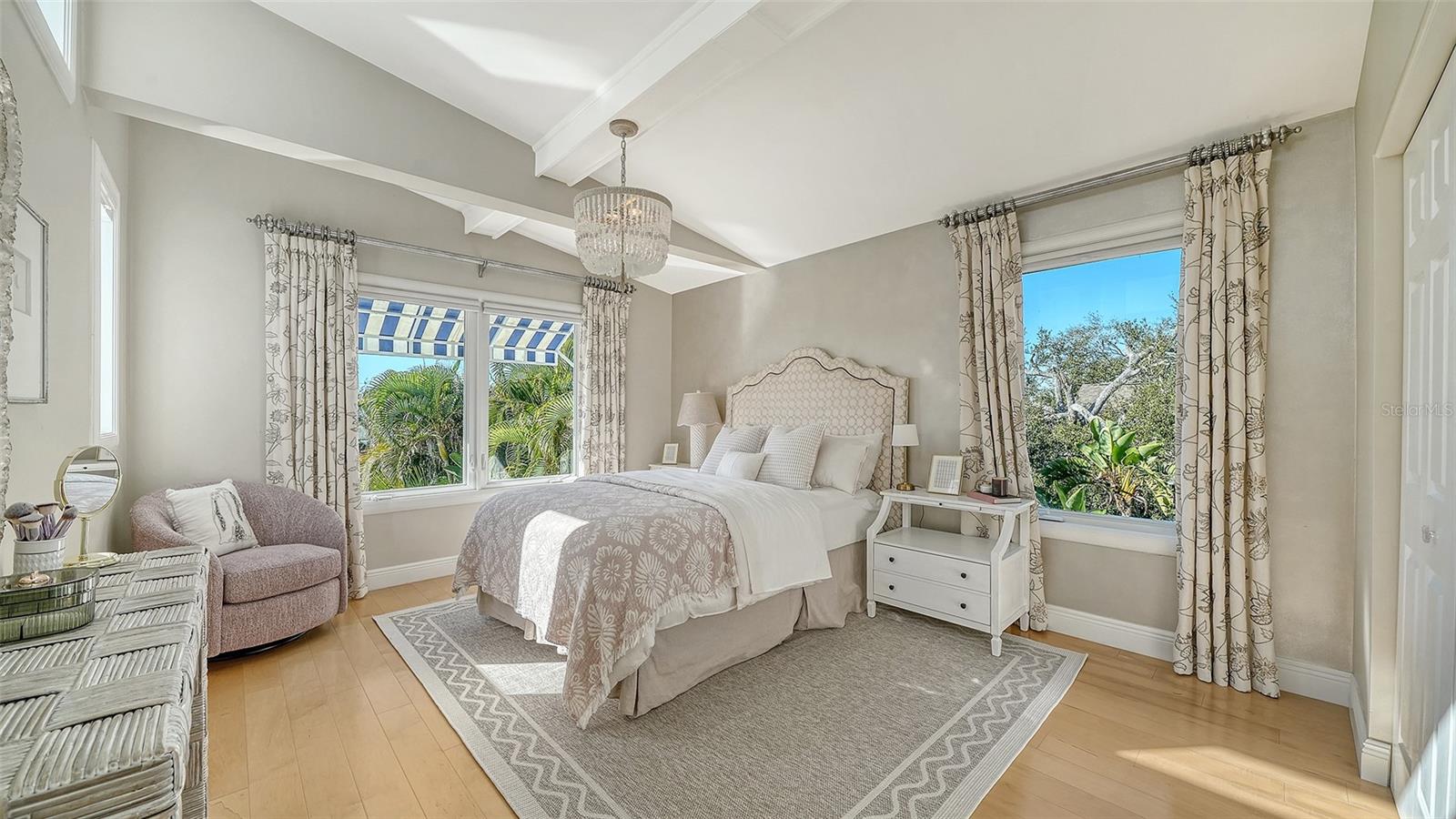 Image 51 of 88 For 4712 Higel Avenue