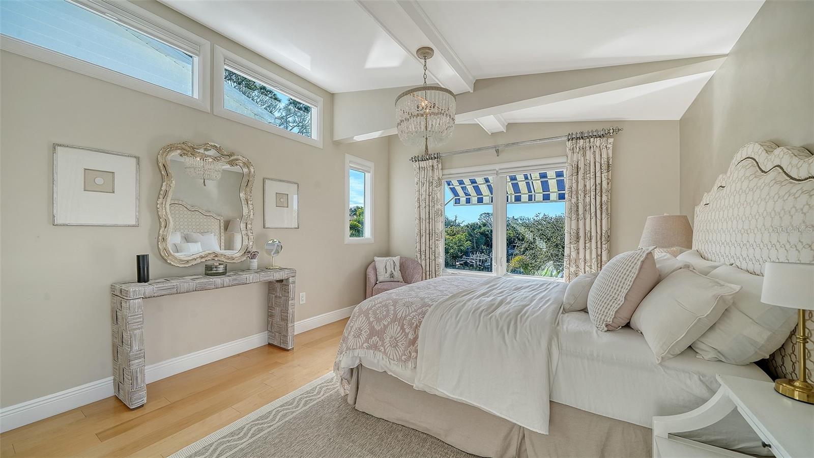 Image 52 of 88 For 4712 Higel Avenue