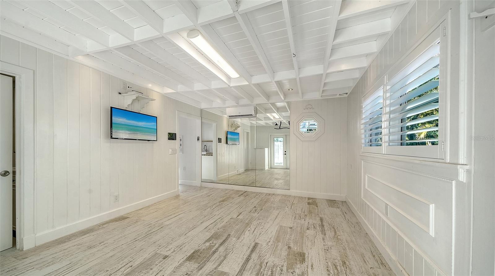 Image 60 of 88 For 4712 Higel Avenue