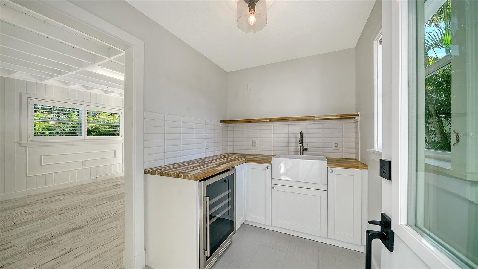 Image 67 of 88 For 4712 Higel Avenue