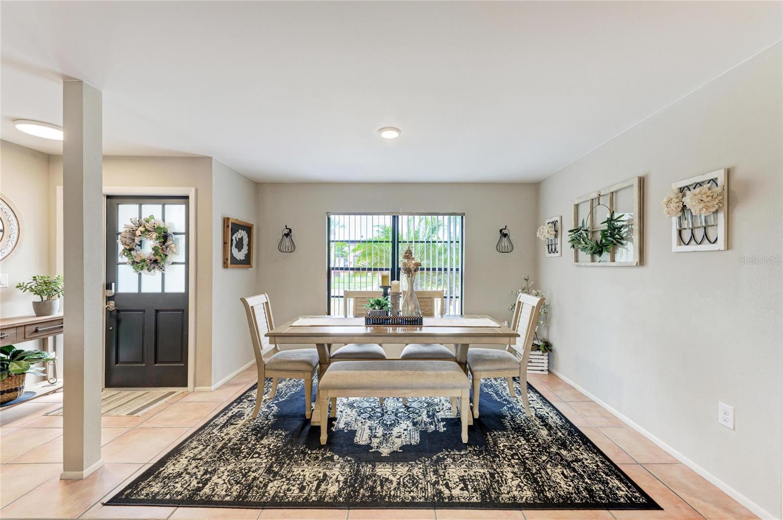 Image 12 of 54 For 3871 Easton Street