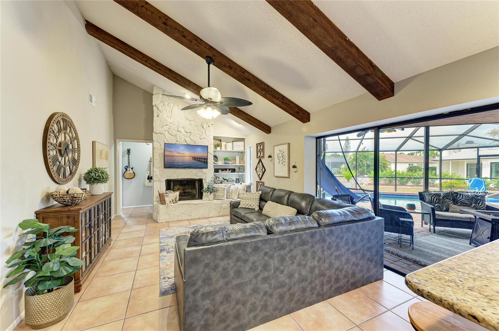 Image 26 of 54 For 3871 Easton Street