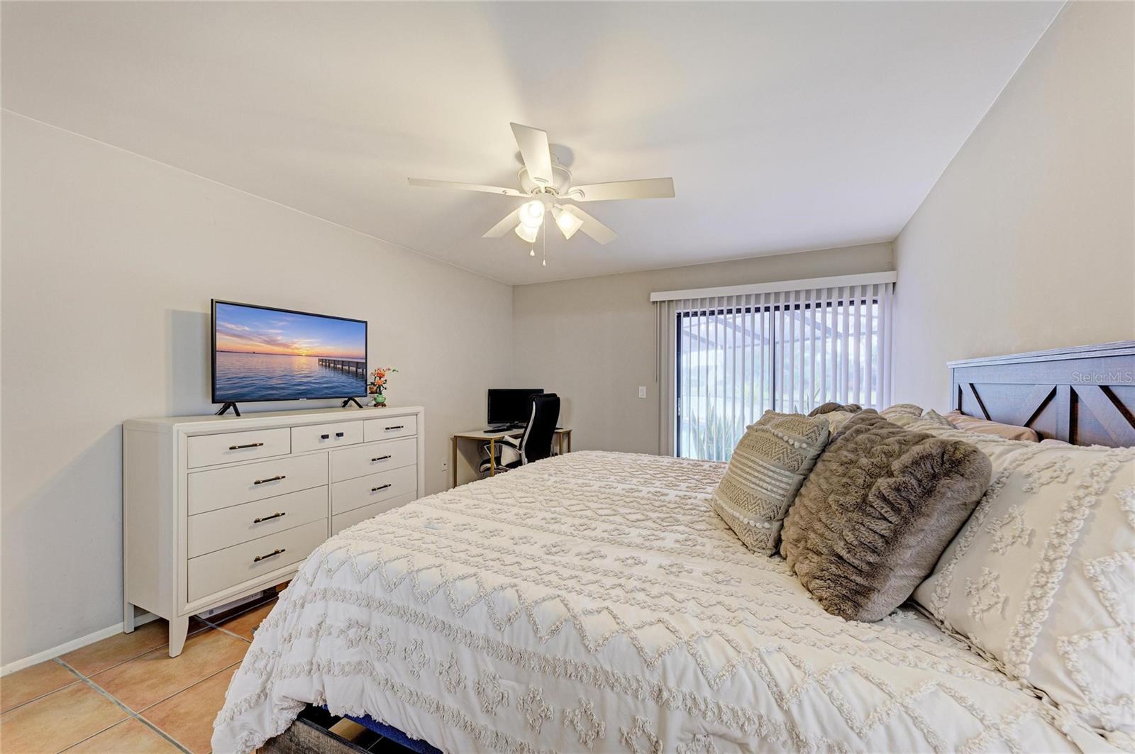 Image 34 of 54 For 3871 Easton Street