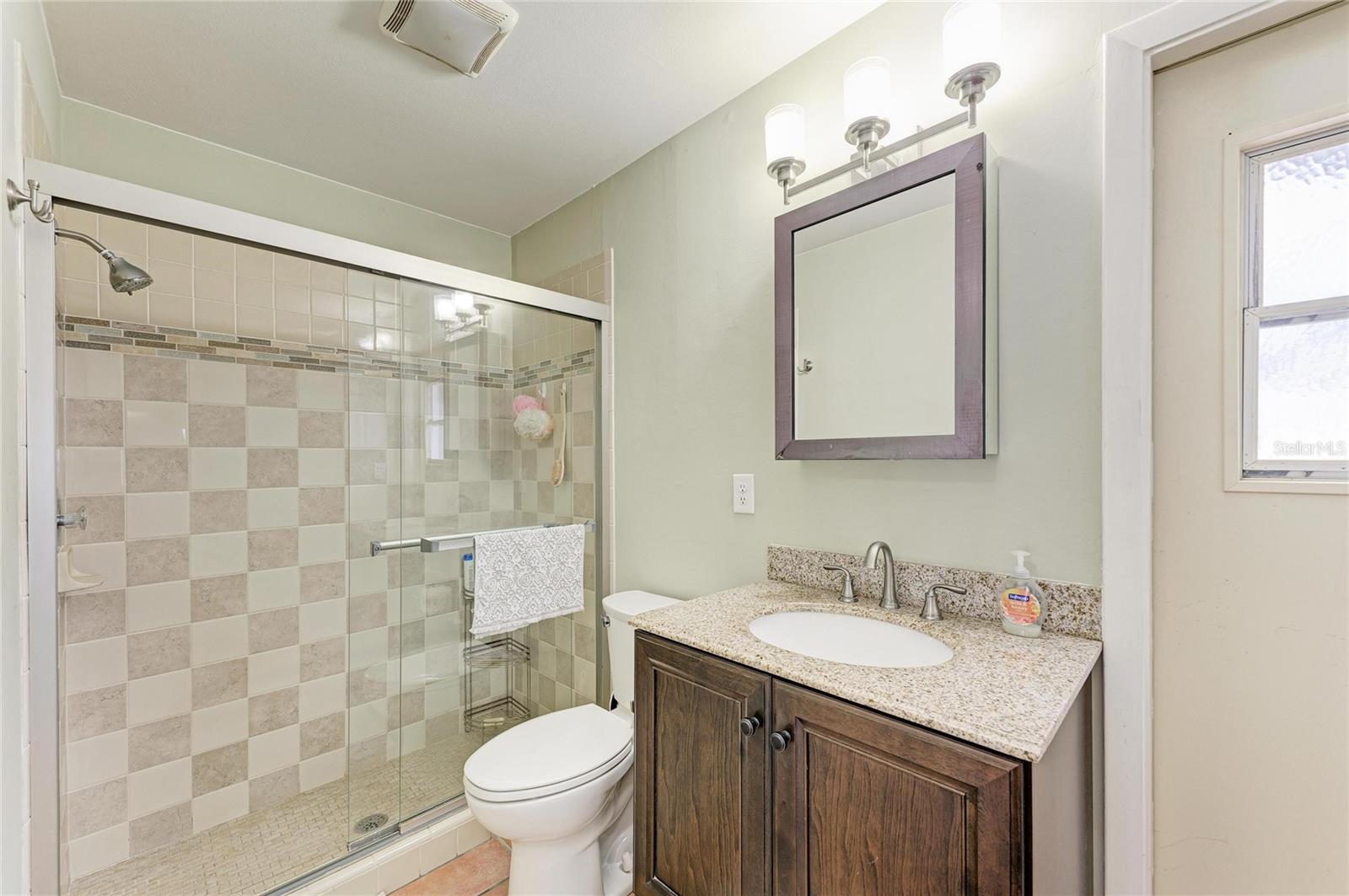 Image 40 of 54 For 3871 Easton Street