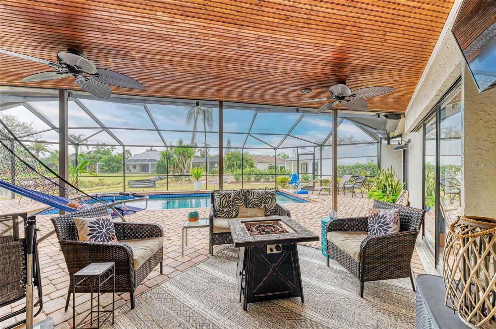 Image 47 of 54 For 3871 Easton Street