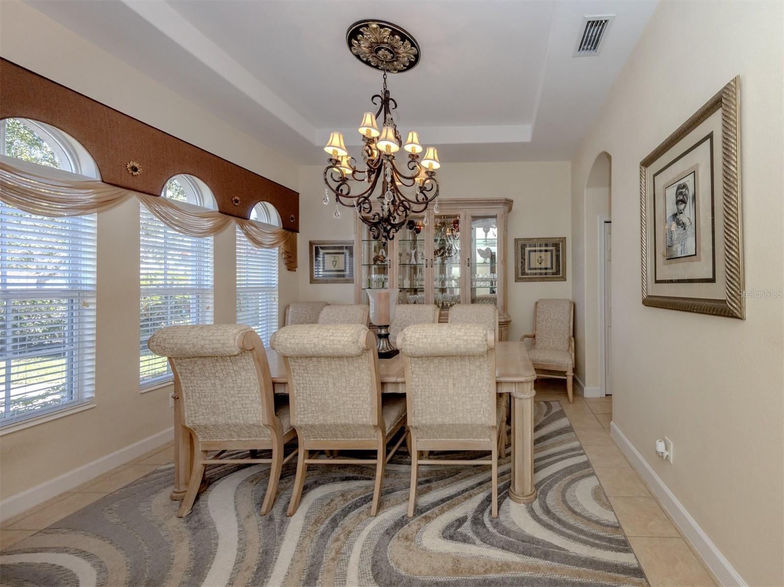 Image 14 of 63 For 150 Medici Terrace