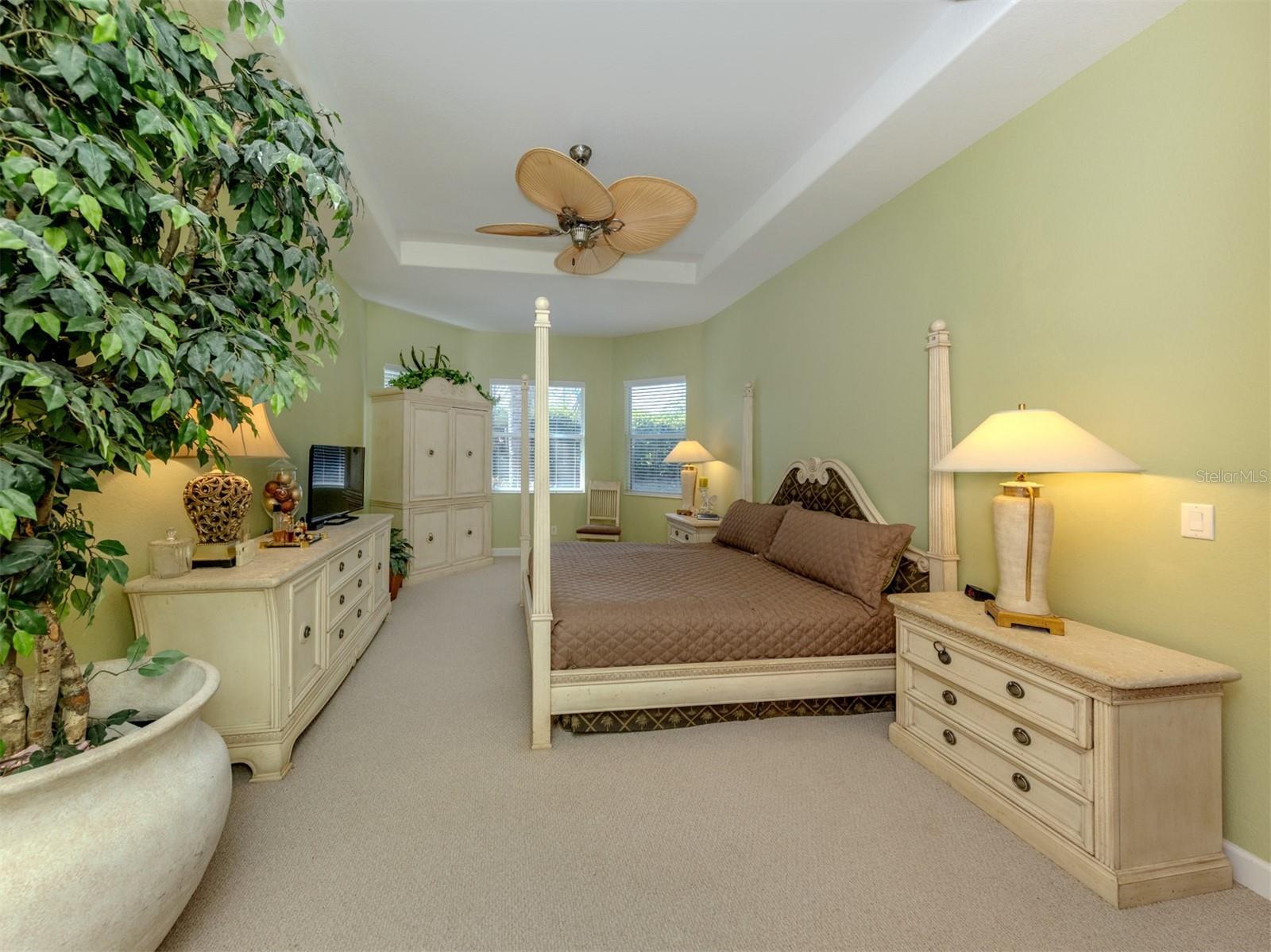 Image 20 of 63 For 150 Medici Terrace