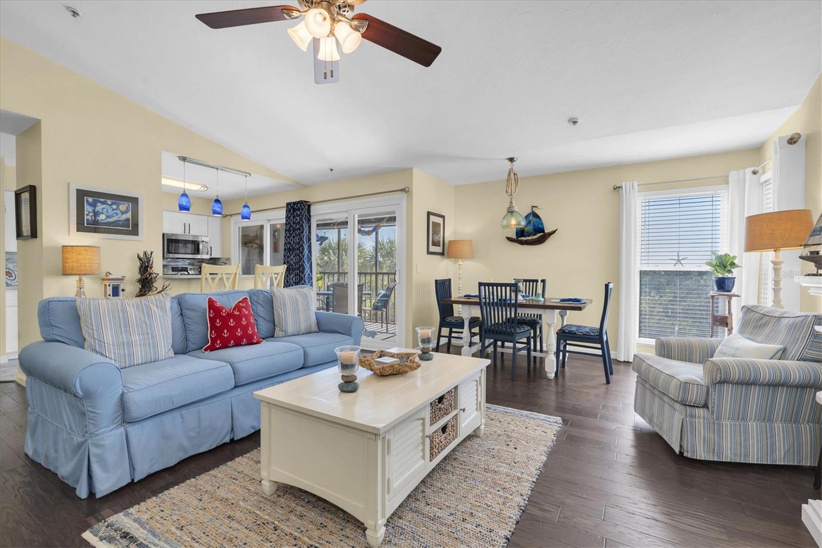 Image 5 of 35 For 3601 Bay Drive 206