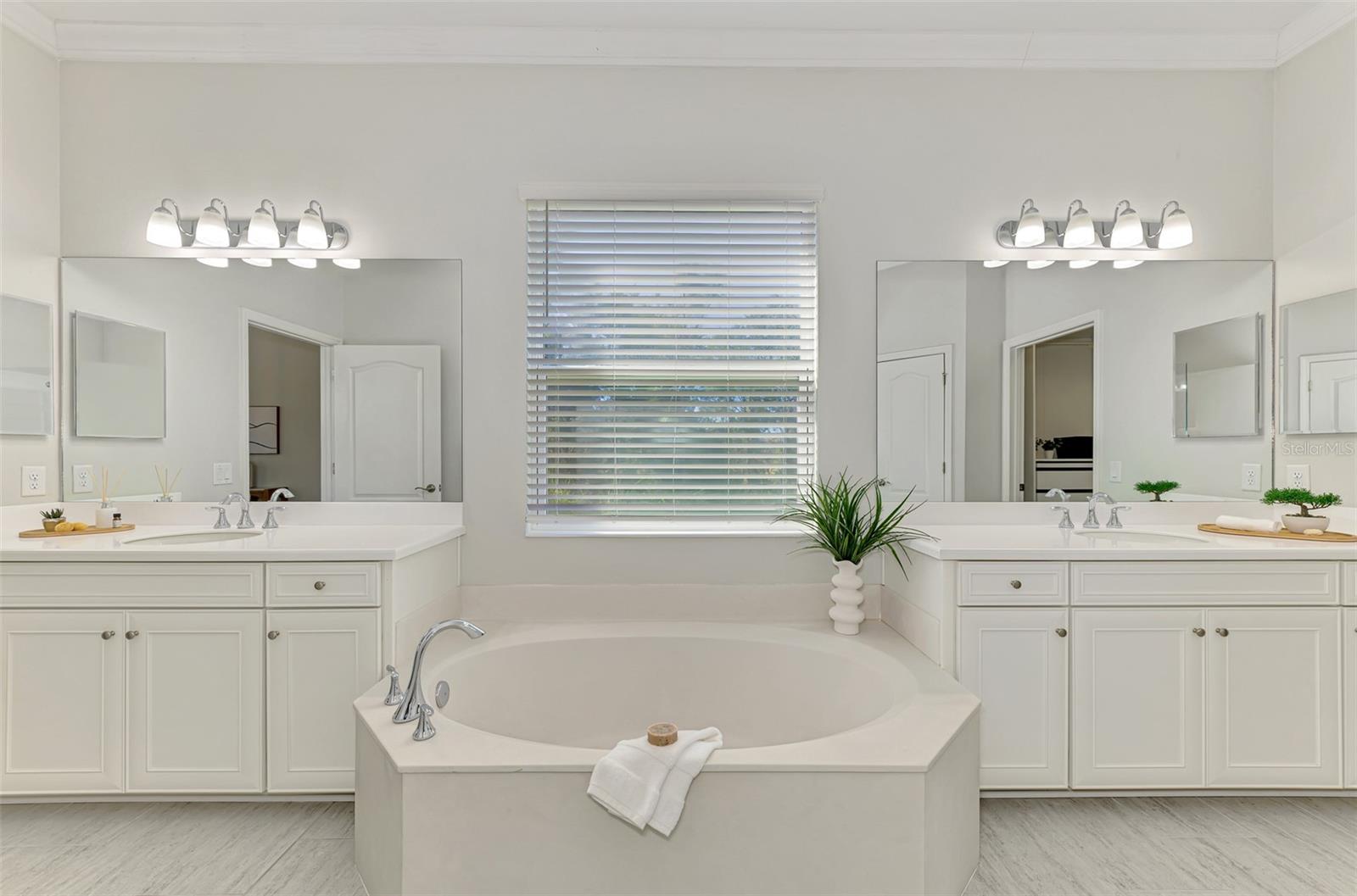 Image 48 of 100 For 12301 Auburndale Court