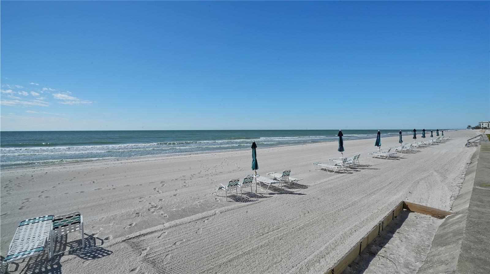 Image 28 of 30 For 1000 Longboat Club Road 403