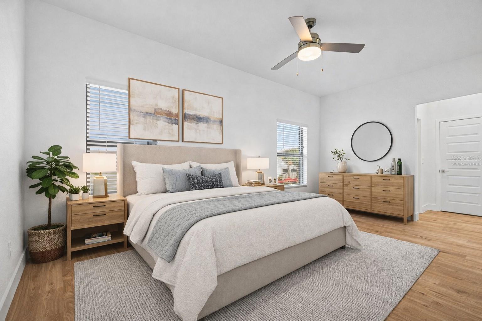 Image 24 of 44 For 8025 Gulfstream Court