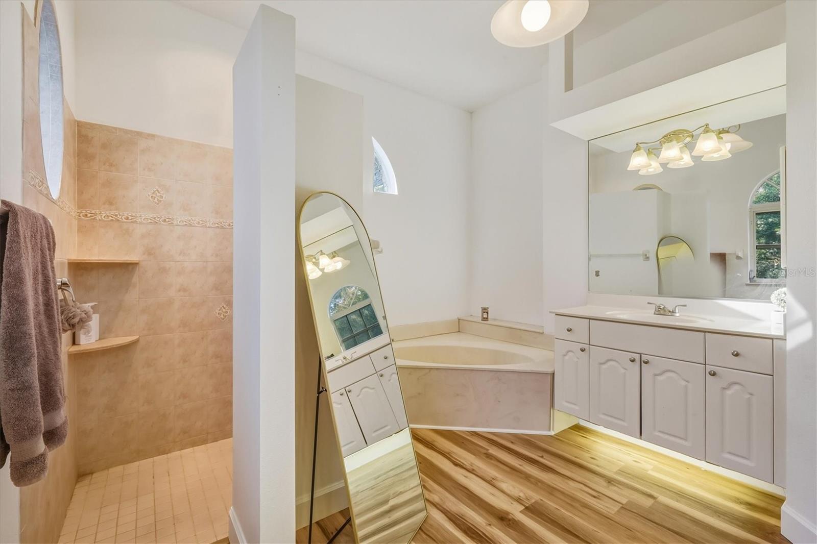 Image 19 of 53 For 6488 Ponce De Leon Boulevard