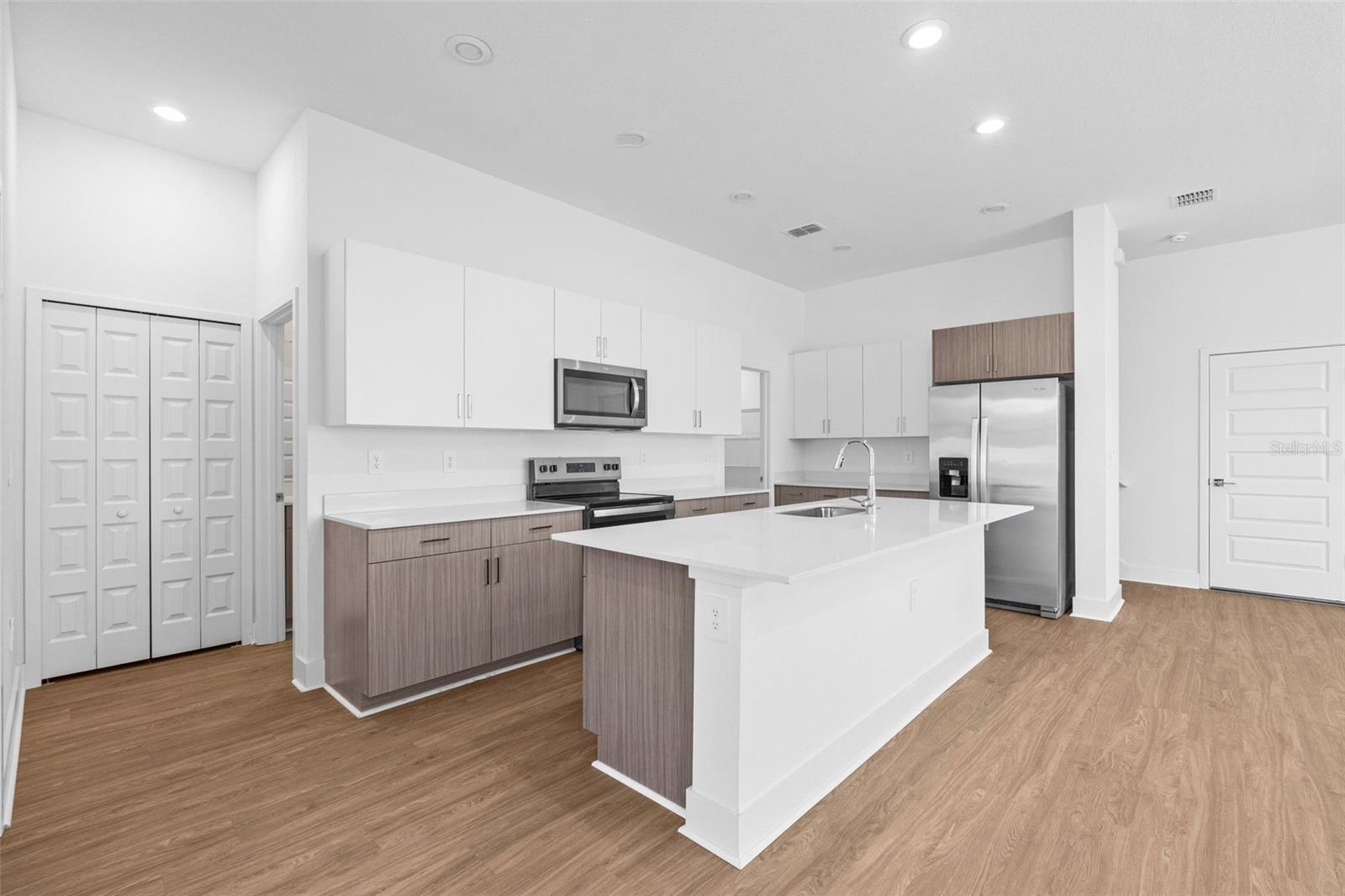 Image 10 of 44 For 14413 Stellar Place