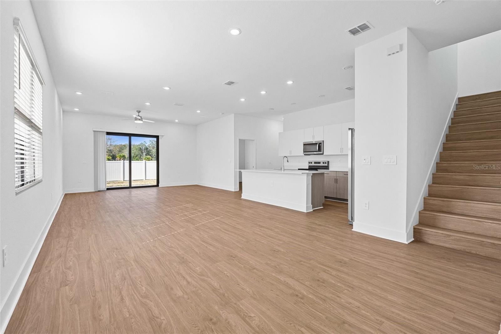 Image 4 of 44 For 14413 Stellar Place