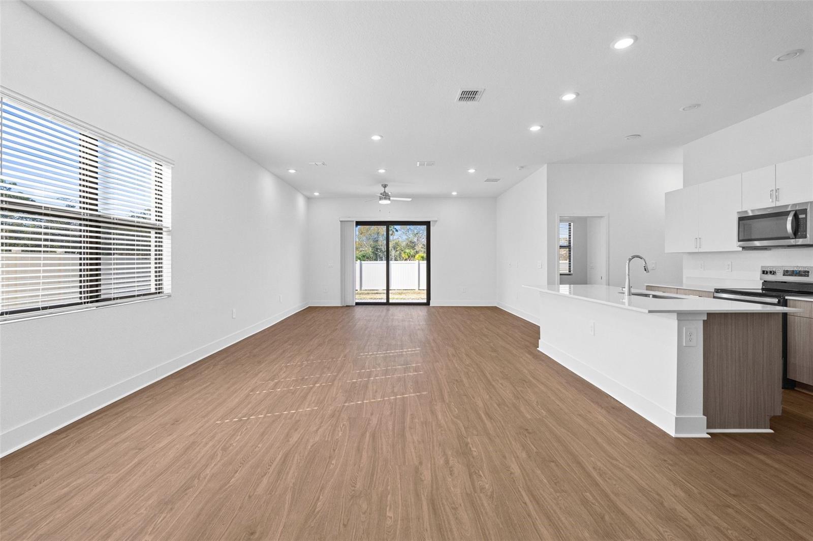 Image 5 of 44 For 14413 Stellar Place