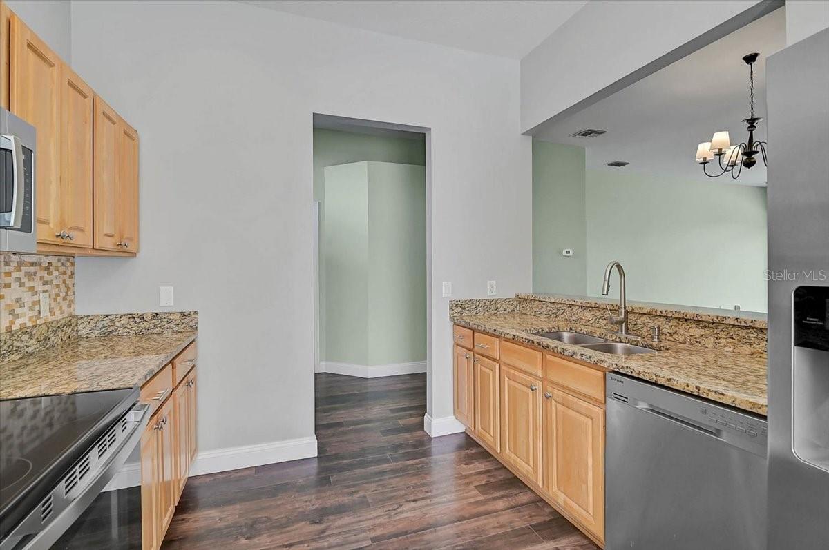 Image 11 of 43 For 5912 100th Avenue E